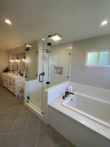 Bathroom remodel photo 3
