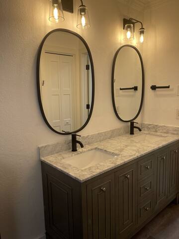 Bathroom remodel photo 5