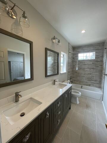 Bathroom remodel photo 7