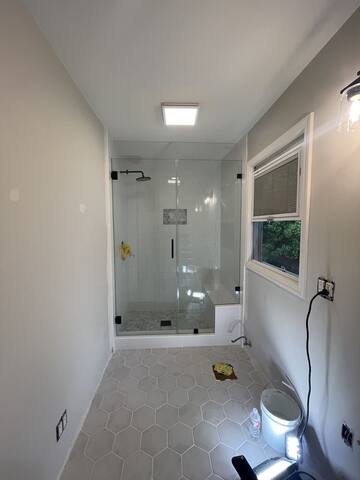 Bathroom remodel photo 11